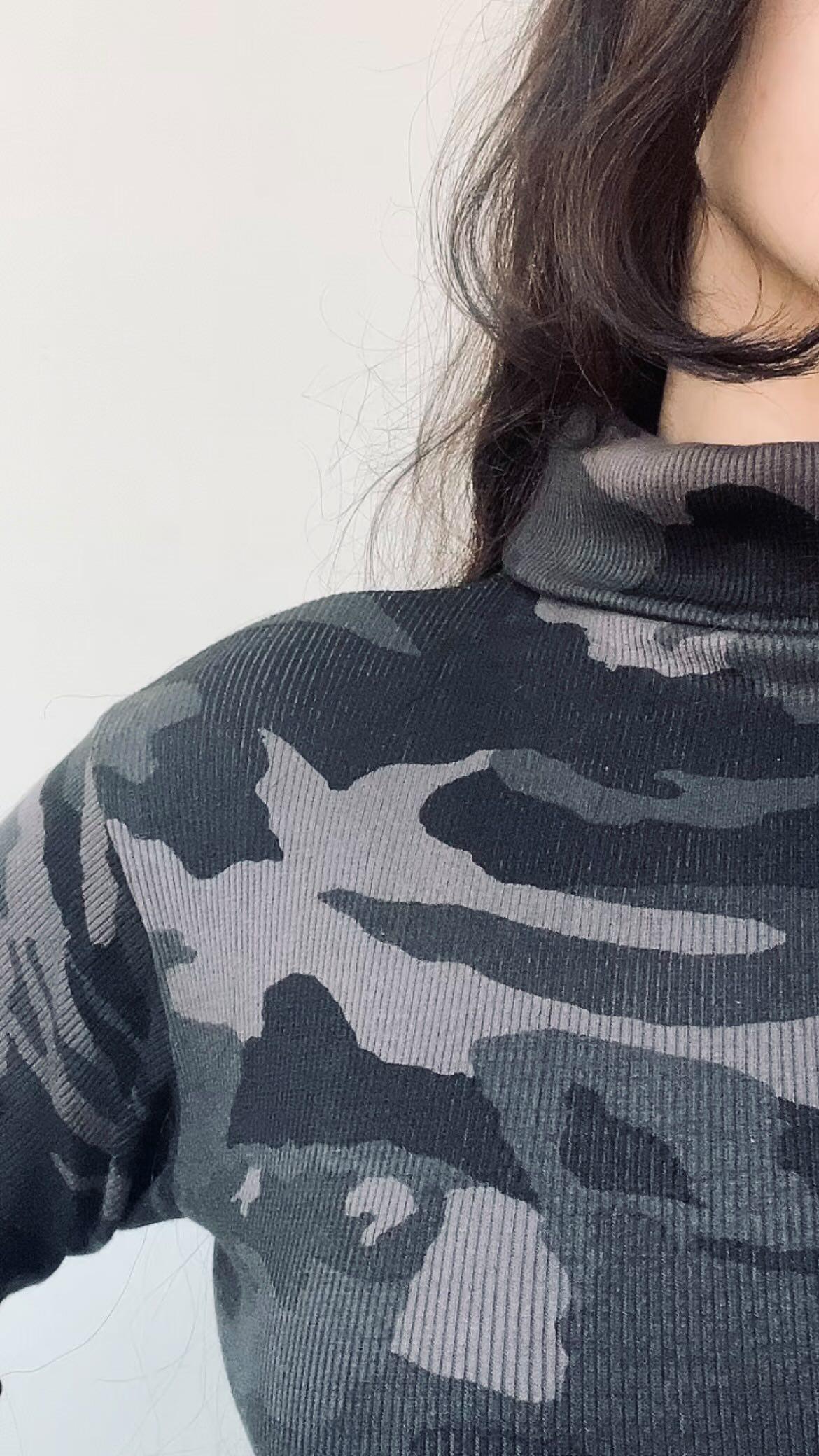 Camouflage Highneck